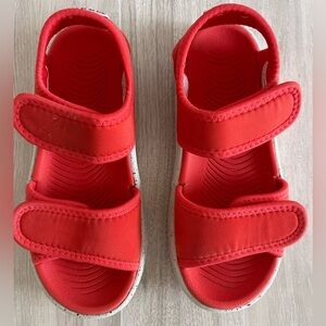 Minnow Roamii V2 water shoes / sandals for kids